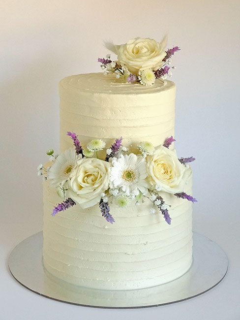 2-tier wedding cake